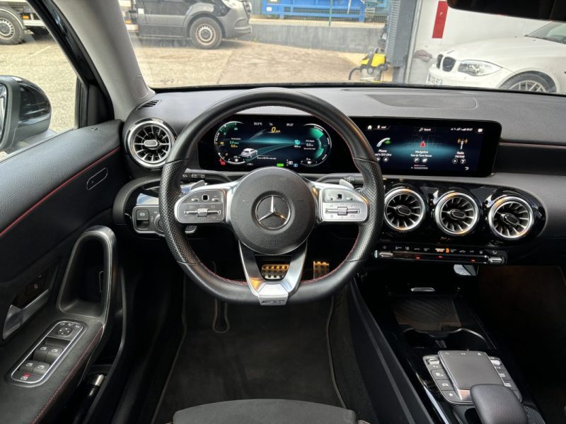 MERCEDES CLASSE A 250e 218cv - AMG LINE 