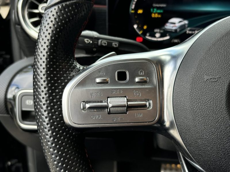 MERCEDES CLASSE A 250e 218cv - AMG LINE 