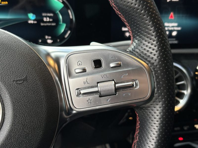 MERCEDES CLASSE A 250e 218cv - AMG LINE 