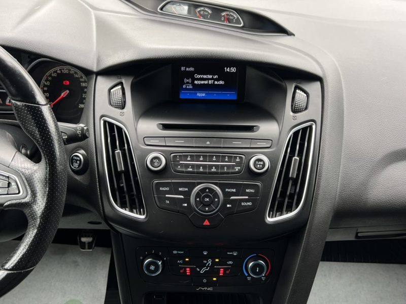 FORD FOCUS III PHASE 2 ST 2.0 TDCI 185 Cv 5 PORTES / SIEGES RECARO - GARANTIE 1 AN