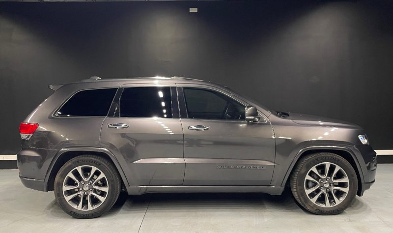 JEEP GRAND CHEROKEE 2017