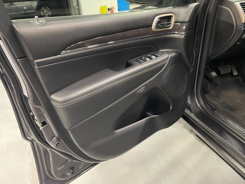 JEEP GRAND CHEROKEE 2017