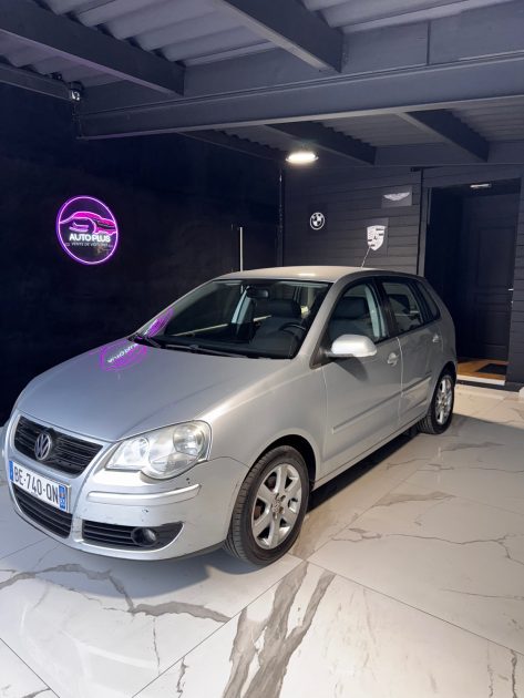 VOLKSWAGEN POLO 2008