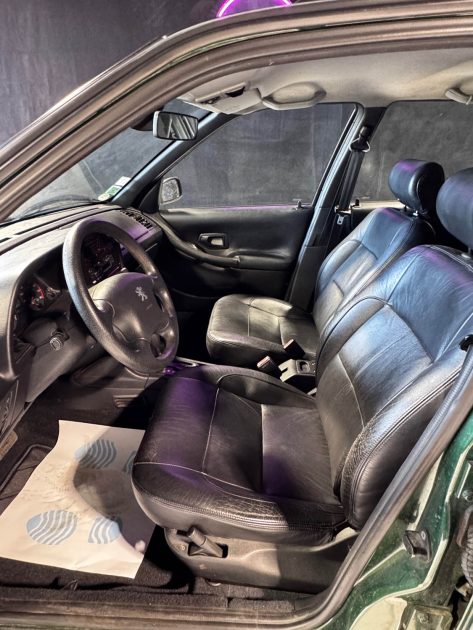 PEUGEOT 306 ESSENCE BOITE AUTO