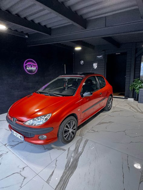PEUGEOT 206 2001