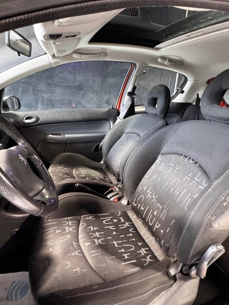 PEUGEOT 206 2001