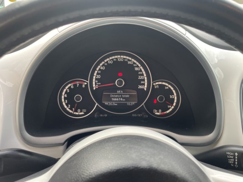 VOLKSWAGEN BEETLE GARANTIE 12 MOIS 2013