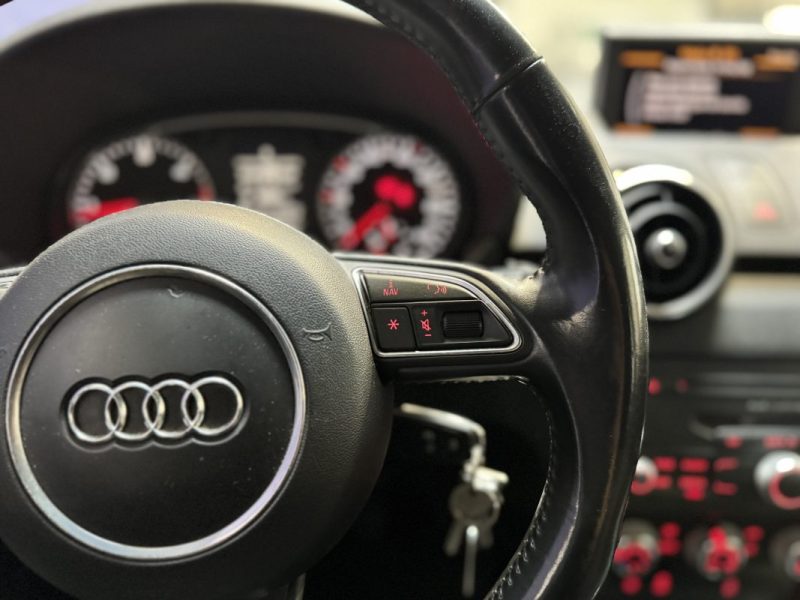 AUDI A1 SPORTBACK 1.6 TDI 105ch Ambition Luxe 