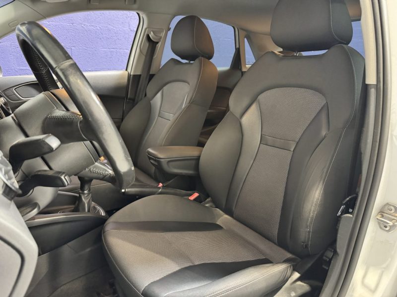 AUDI A1 SPORTBACK 1.6 TDI 105ch Ambition Luxe 