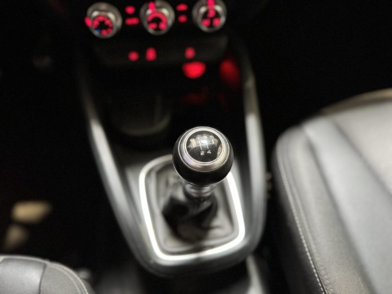 AUDI A1 SPORTBACK 1.6 TDI 105ch Ambition Luxe 