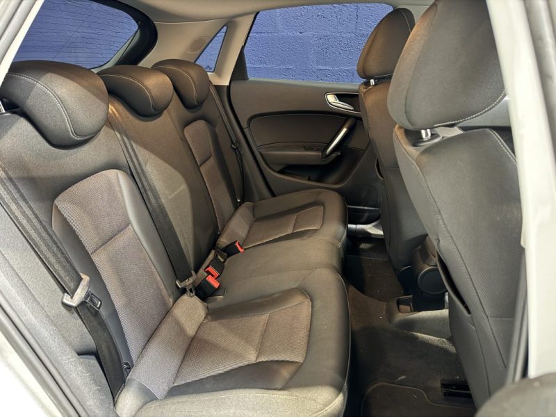 AUDI A1 SPORTBACK 1.6 TDI 105ch Ambition Luxe 