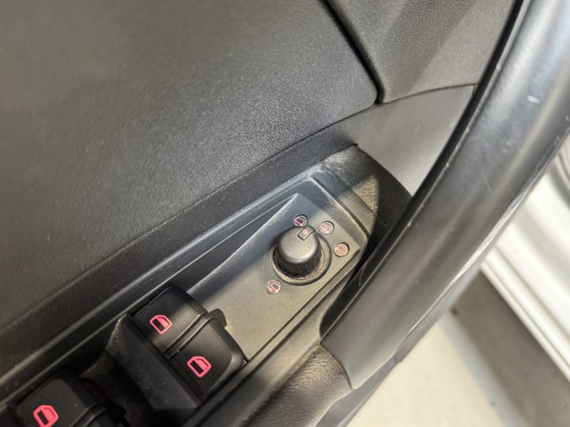 AUDI A1 SPORTBACK 1.6 TDI 105ch Ambition Luxe 