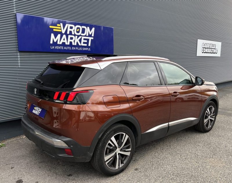 PEUGEOT 3008 1.2 130ch Allure - TOIT OUVRANT - DISTRIBUTION OK