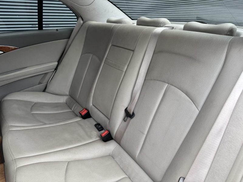 MERCEDES CLASSE E200 122cv ÉLÉGANCE 