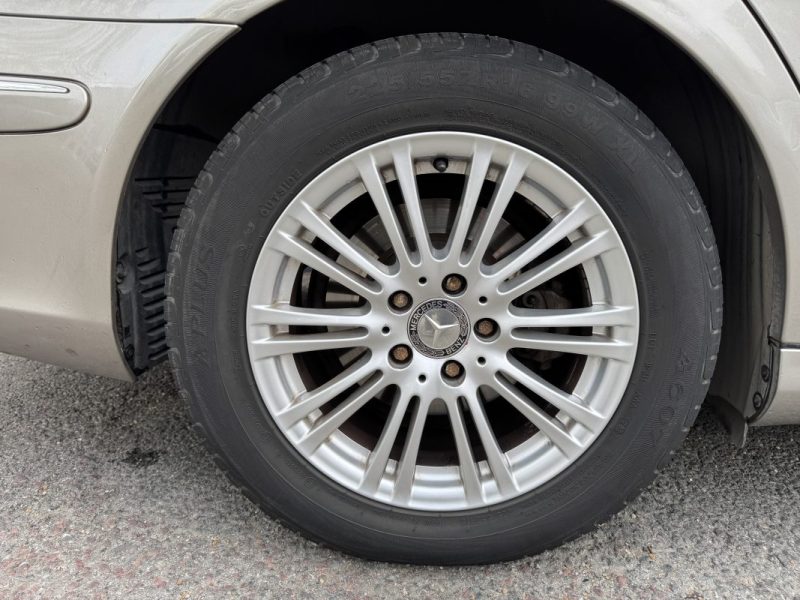 MERCEDES CLASSE E200 122cv ÉLÉGANCE 