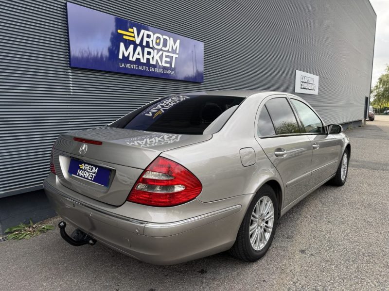 MERCEDES CLASSE E200 122cv ÉLÉGANCE 