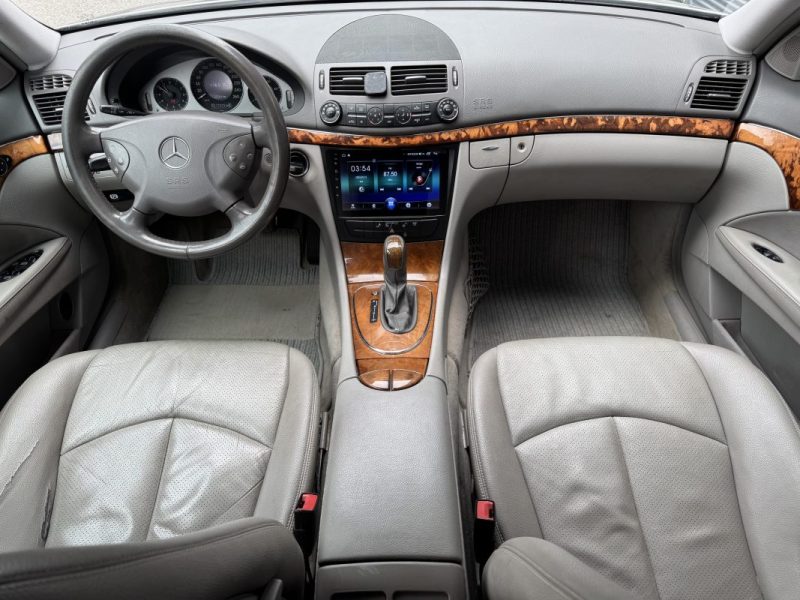 MERCEDES CLASSE E200 122cv ÉLÉGANCE 