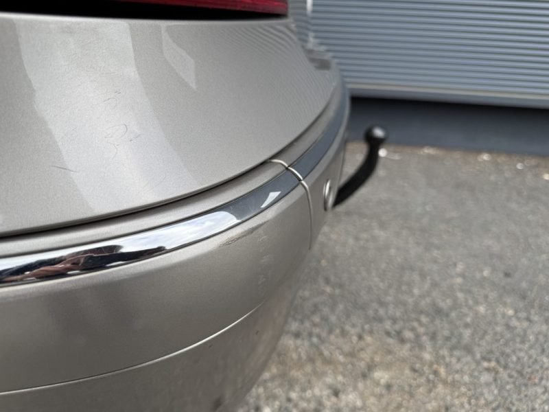 MERCEDES CLASSE E200 122cv ÉLÉGANCE 