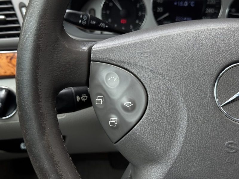 MERCEDES CLASSE E200 122cv ÉLÉGANCE 