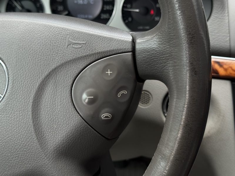 MERCEDES CLASSE E200 122cv ÉLÉGANCE 