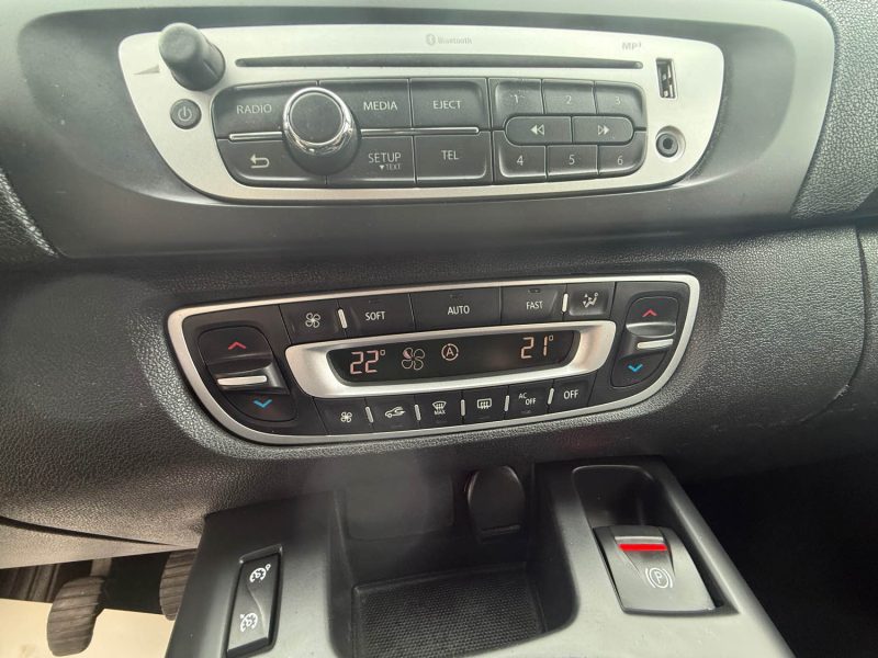 RENAULT GRAND SCÉNIC 3 PHASE 3 1.2I - 16V TCE 130CV CRIT'AIR 1 2013