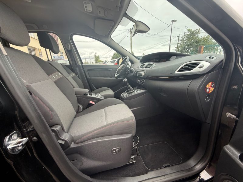 RENAULT GRAND SCÉNIC 3 PHASE 3 1.2I - 16V TCE 130CV CRIT'AIR 1 2013