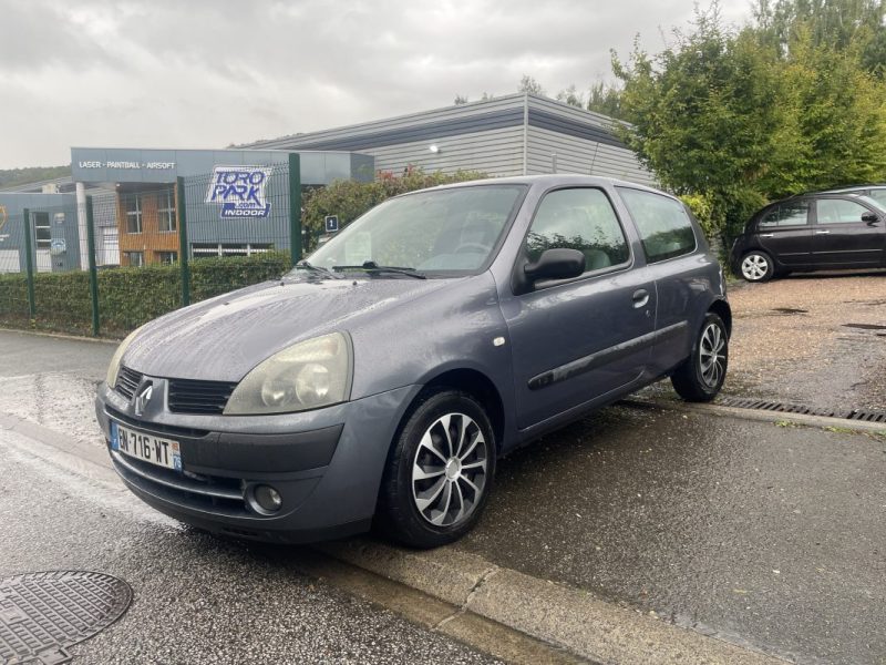 RENAULT CLIO 1.2i 60CH