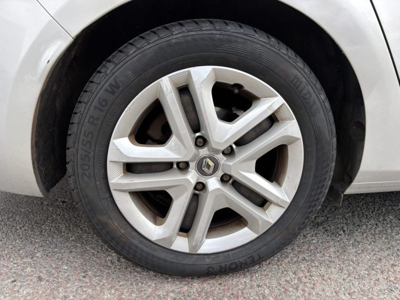 RENAULT MEGANE 1.5 dCi 90ch BUSINESS - ENTRETIEN COMPLET