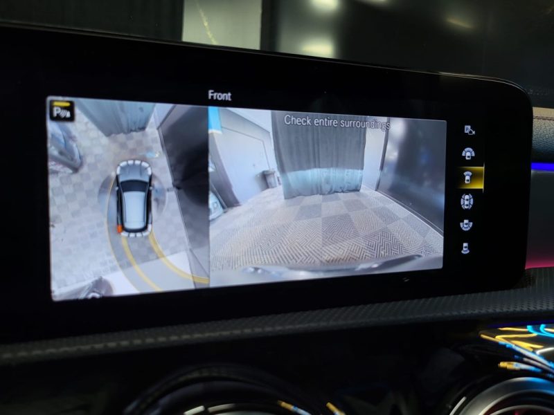 MERCEDES CLA 250e 220cv AMG LINE TOIT OUVRANT / PACK PREMIUM / CARPLAY/ 360°