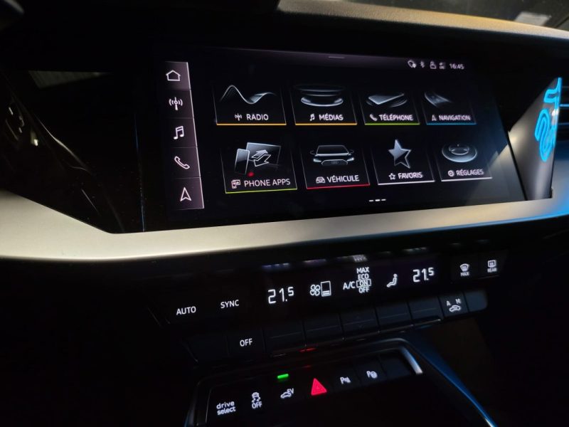 AUDI A3 SPORTBACK 40 TFSIe 204ch / CAMERA DE RECUL / CARPLAY / KEYLESS / MODES DE CONDUITES
