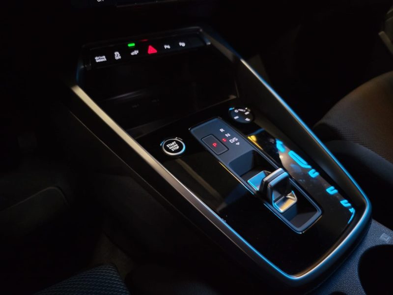 AUDI A3 SPORTBACK 40 TFSIe 204ch / CAMERA DE RECUL / CARPLAY / KEYLESS / MODES DE CONDUITES