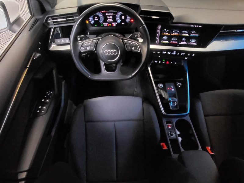 AUDI A3 SPORTBACK 40 TFSIe 204ch / CAMERA DE RECUL / CARPLAY / KEYLESS / MODES DE CONDUITES