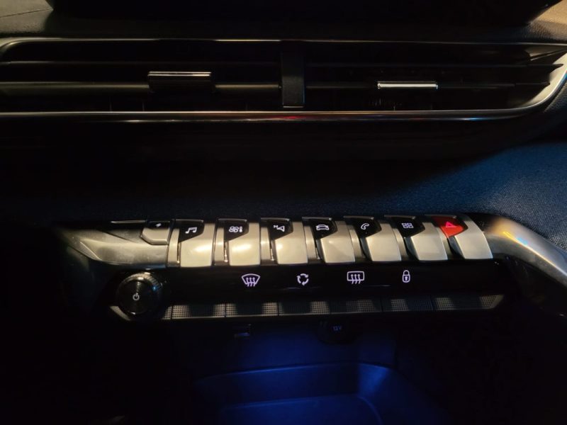 PEUGEOT 3008 HYBRID Allure Pack 225ch e EAT8