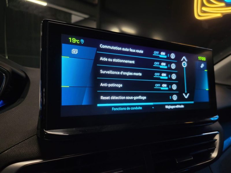 PEUGEOT 3008 HYBRID Allure Pack 225ch e EAT8