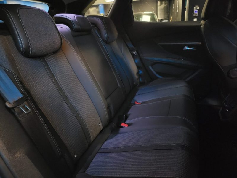 PEUGEOT 3008 HYBRID Allure Pack 225ch e EAT8