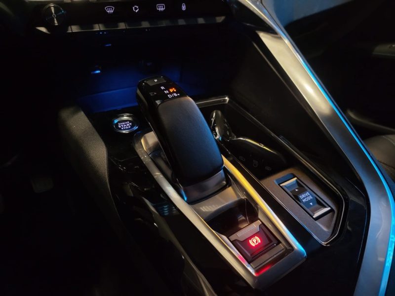 PEUGEOT 3008 HYBRID Allure Pack 225ch e EAT8