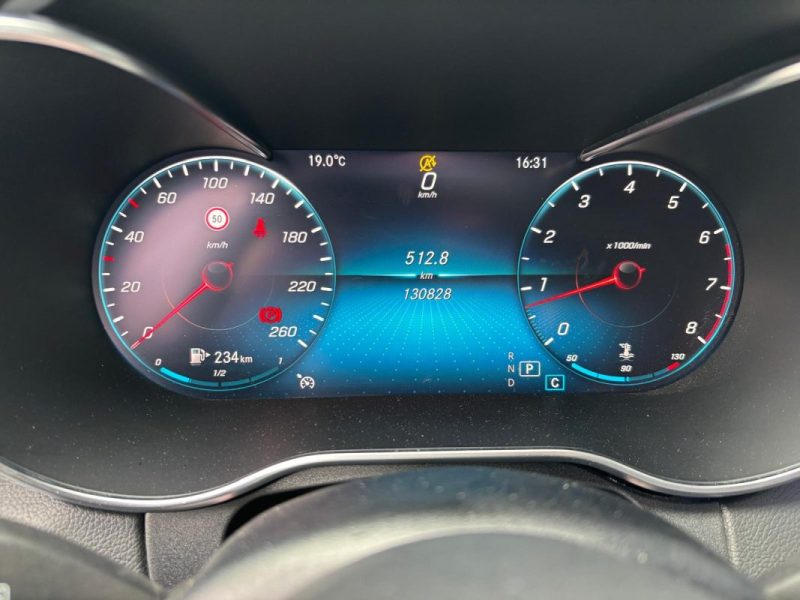 MERCEDES CLASSE C COUPE 180 136cv AMG LINE