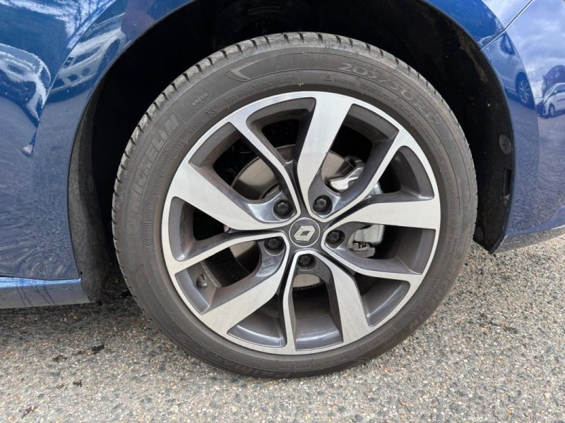 RENAULT MEGANE IV 1.2 TCE 130 INTENS