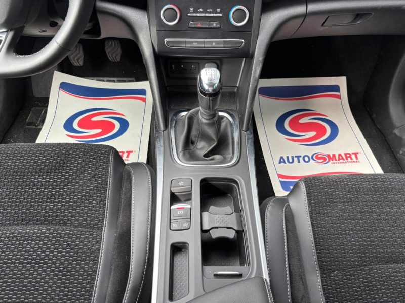 RENAULT MEGANE IV 1.2 TCE 130 INTENS