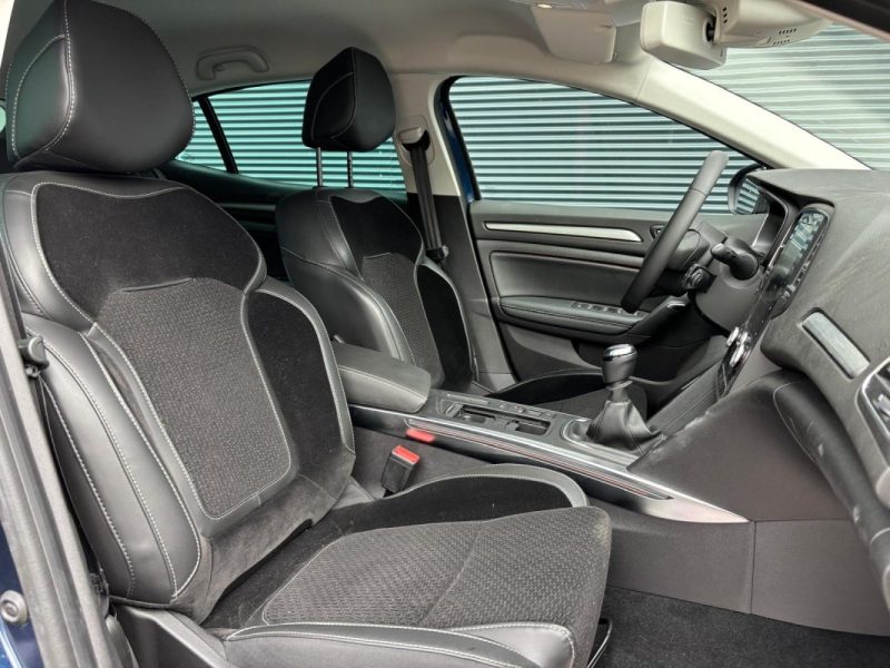 RENAULT MEGANE IV 1.2 TCE 130 INTENS