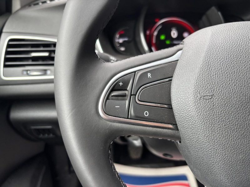 RENAULT MEGANE IV 1.2 TCE 130 INTENS