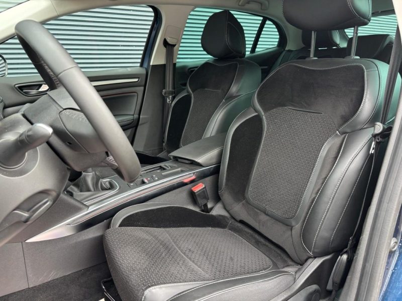 RENAULT MEGANE IV 1.2 TCE 130 INTENS