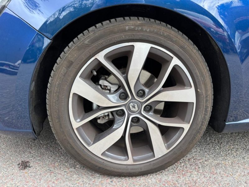 RENAULT MEGANE IV 1.2 TCE 130 INTENS