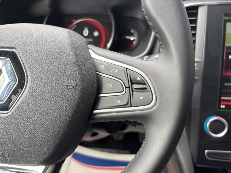 RENAULT MEGANE IV 1.2 TCE 130 INTENS