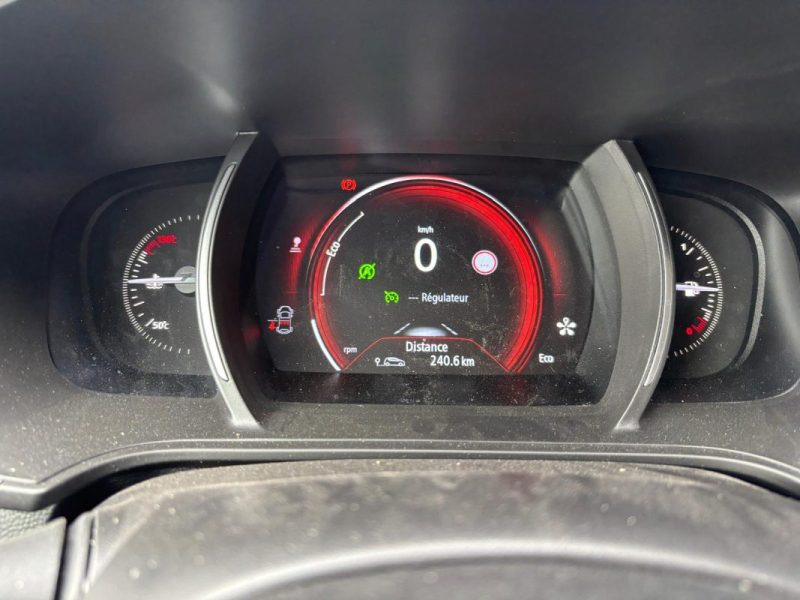 RENAULT MEGANE IV 1.2 TCE 130 INTENS