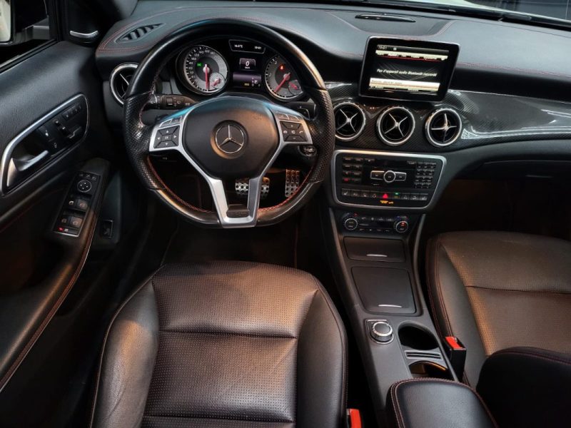 MERCEDES GLA 220 CDI 170cv FASCINATION AMG 7G-DCT 4MATIC