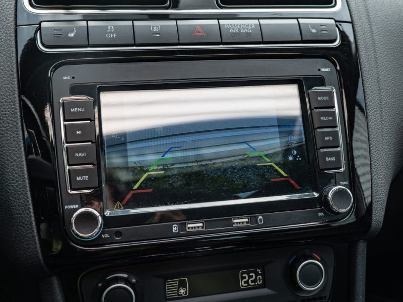 VOLKSWAGEN POLO 2012