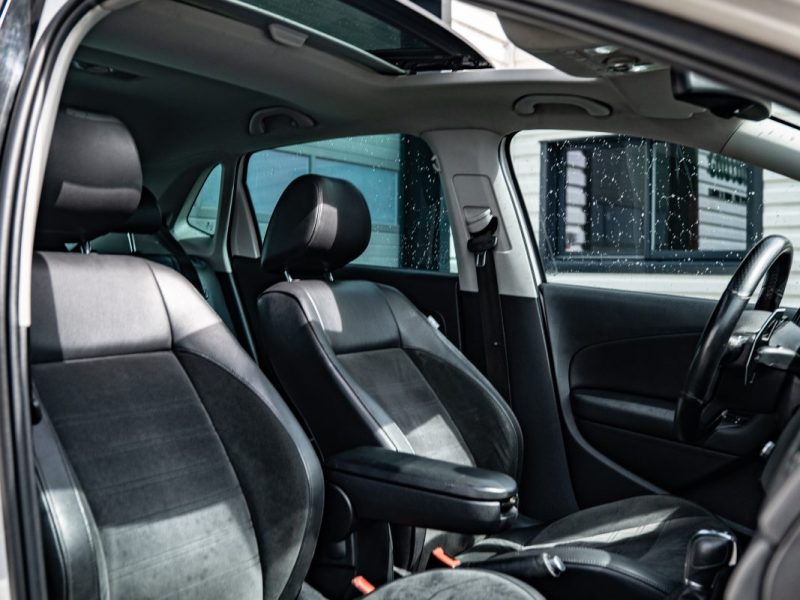 VOLKSWAGEN POLO 2012