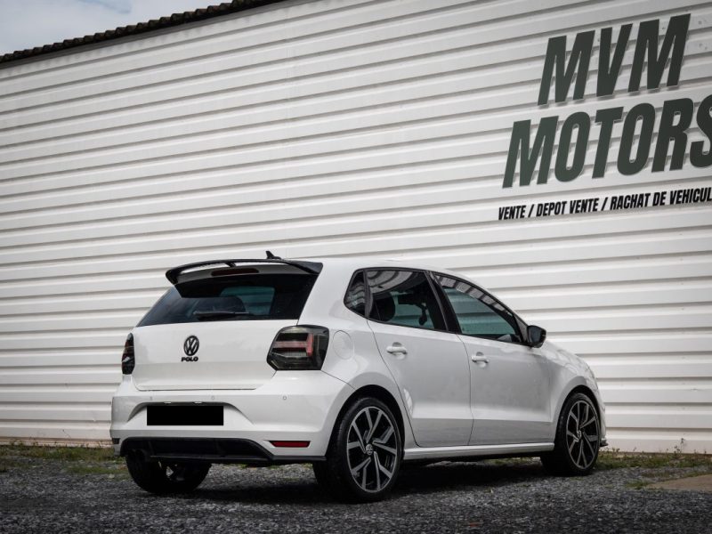 VOLKSWAGEN POLO 2012