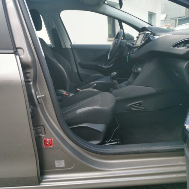 Peugeot 208 1.4 HDi Active Garantie 12 mois 68ch